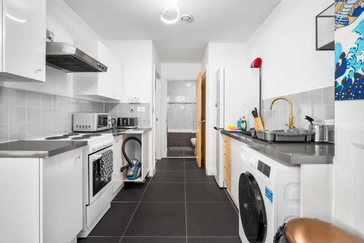 Broadway Suite - Newly Refurbished Stylish Apartment With Free Private Parking - Great Location Birmingham Bagian luar foto